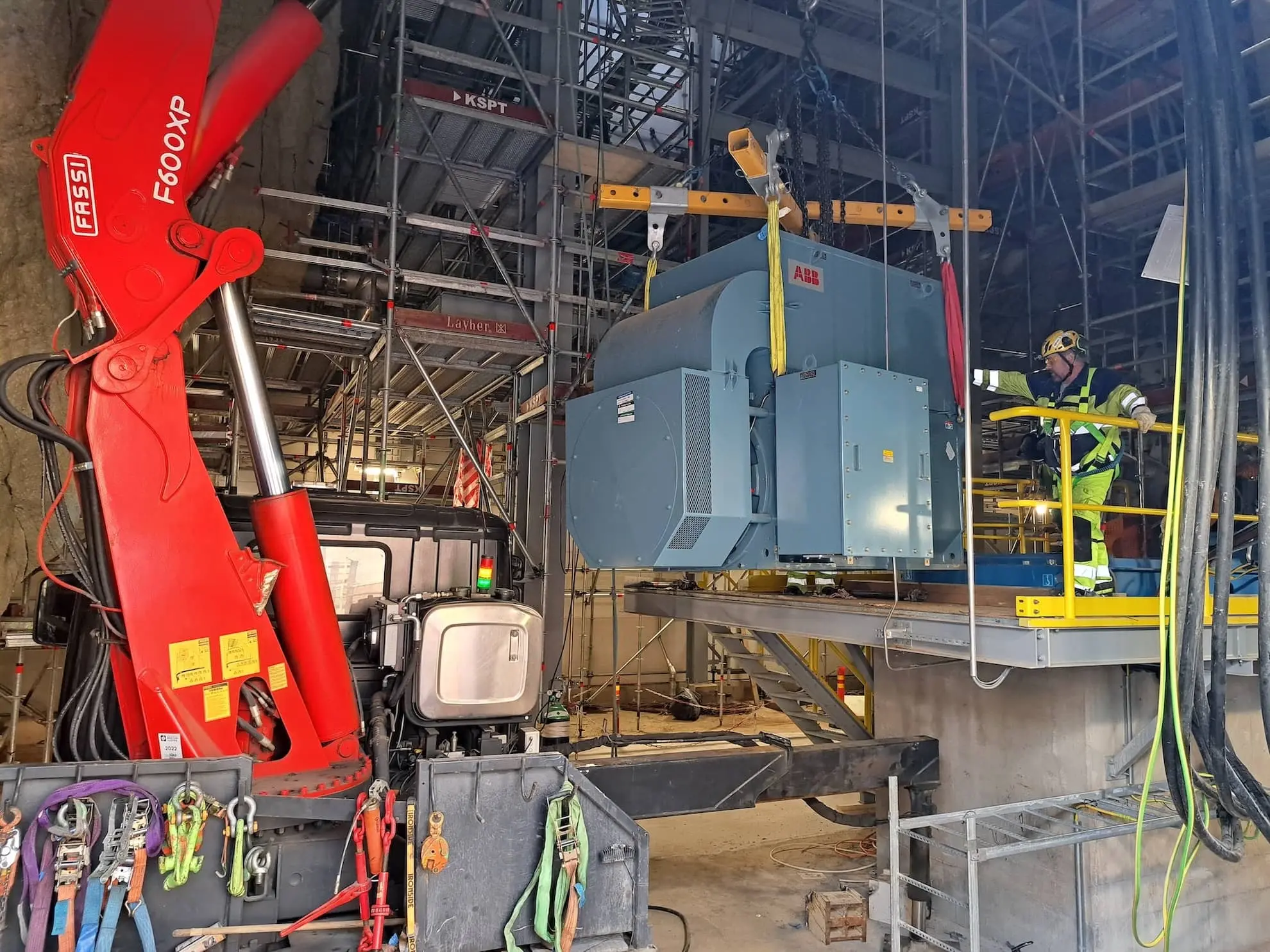 Haalauspalvelut teollisuuteen.