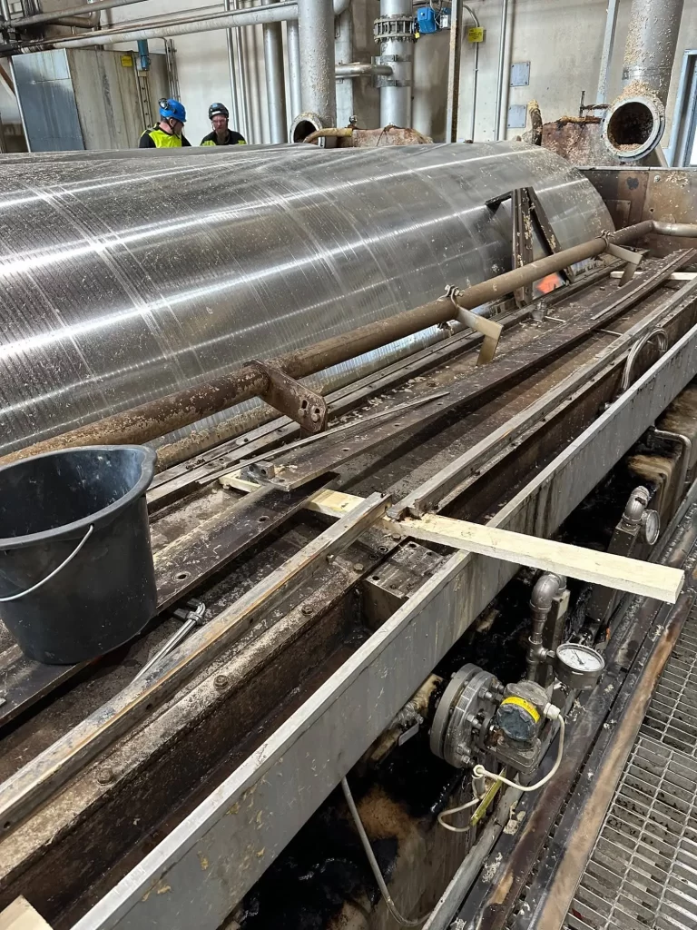 Tiivistehuolto on teollisuuden laitehuoltoa.