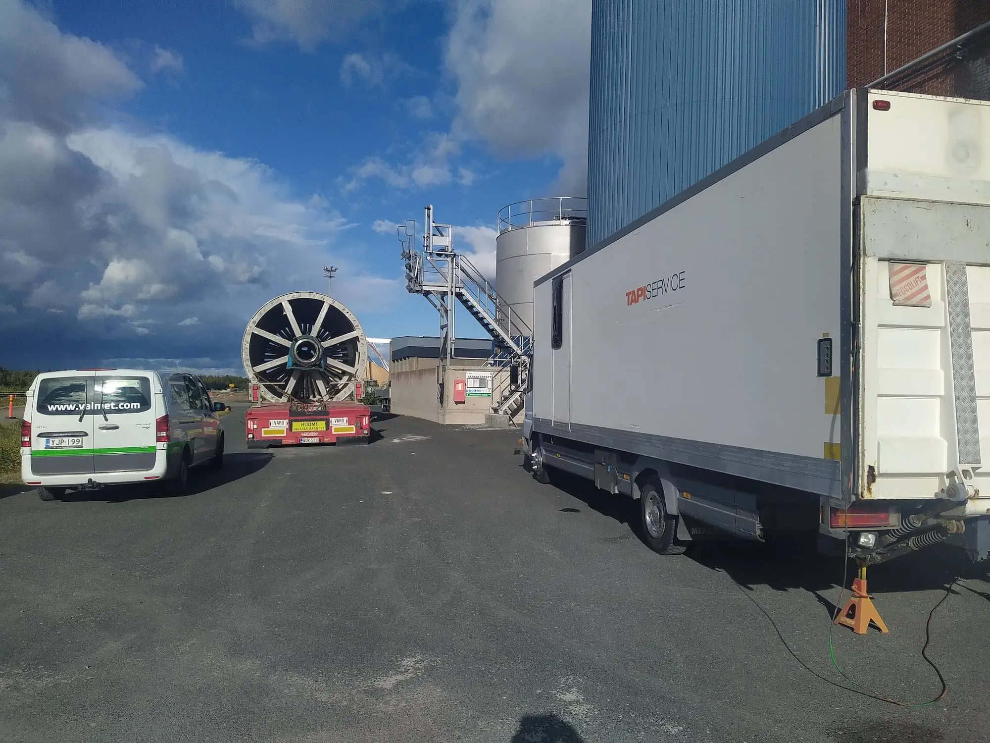 A partner for machinery relocation.