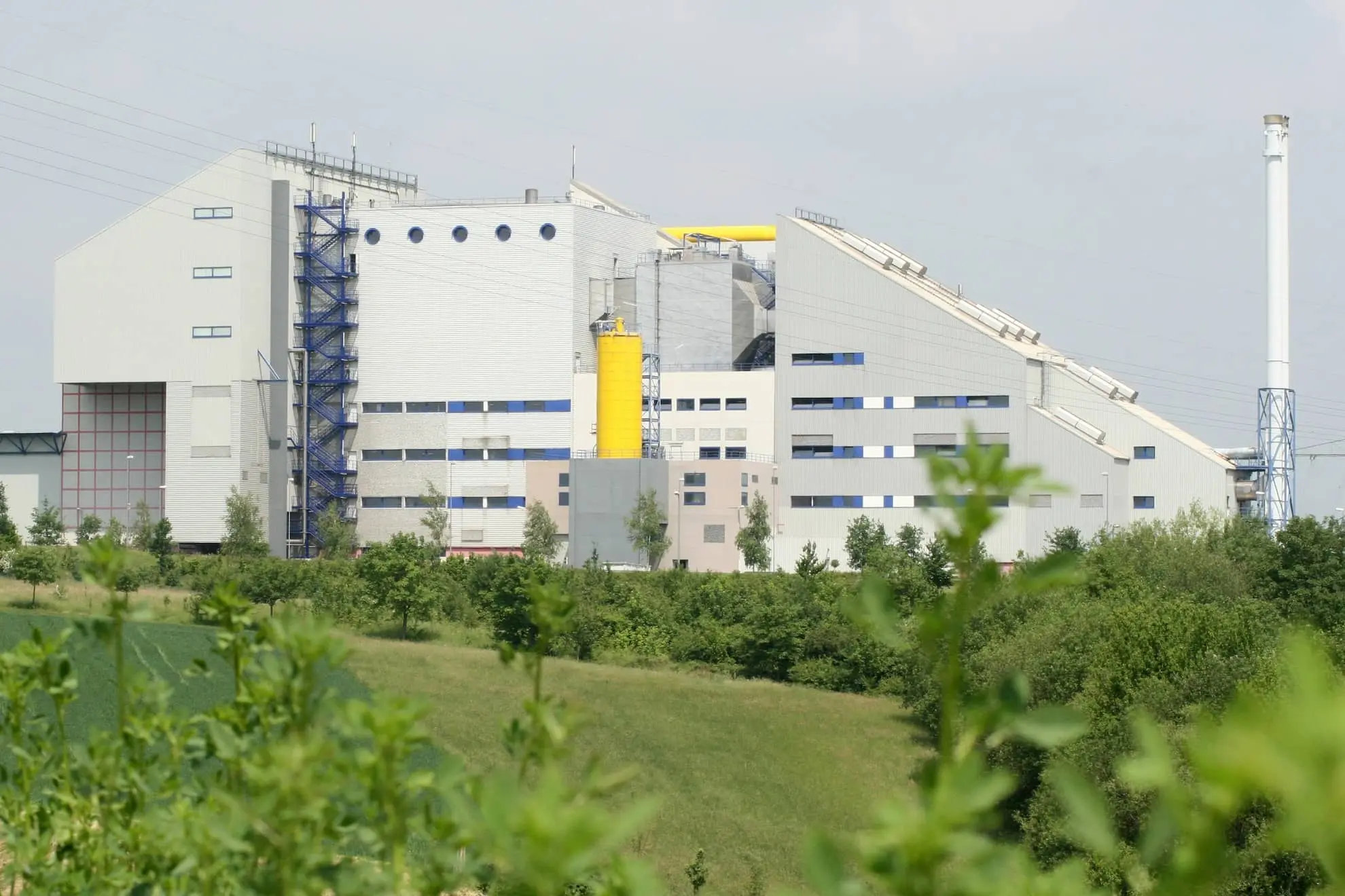 Modernisation services for industry.